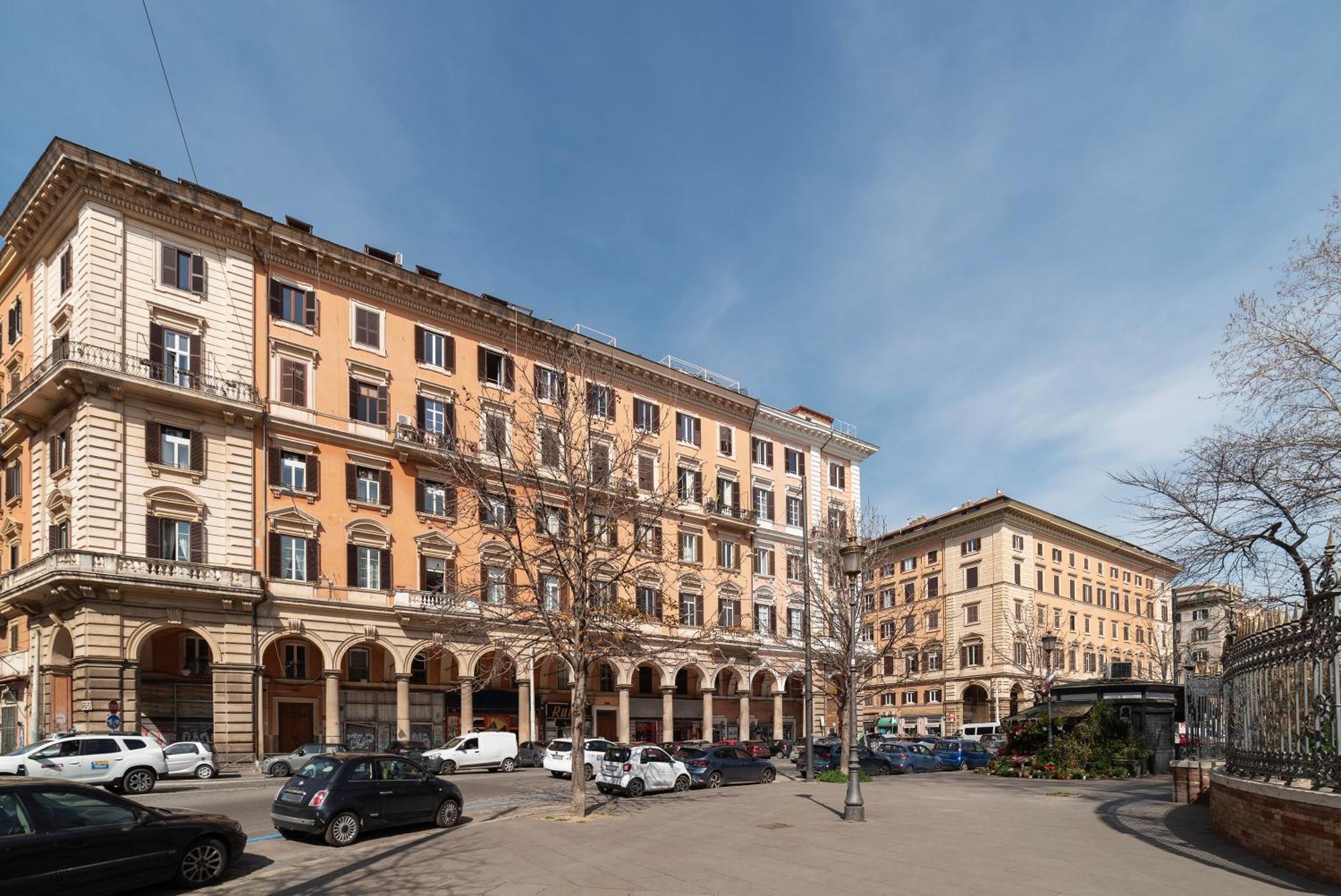 Piazza Vittorio Emanuele Ii Classic Apartment *